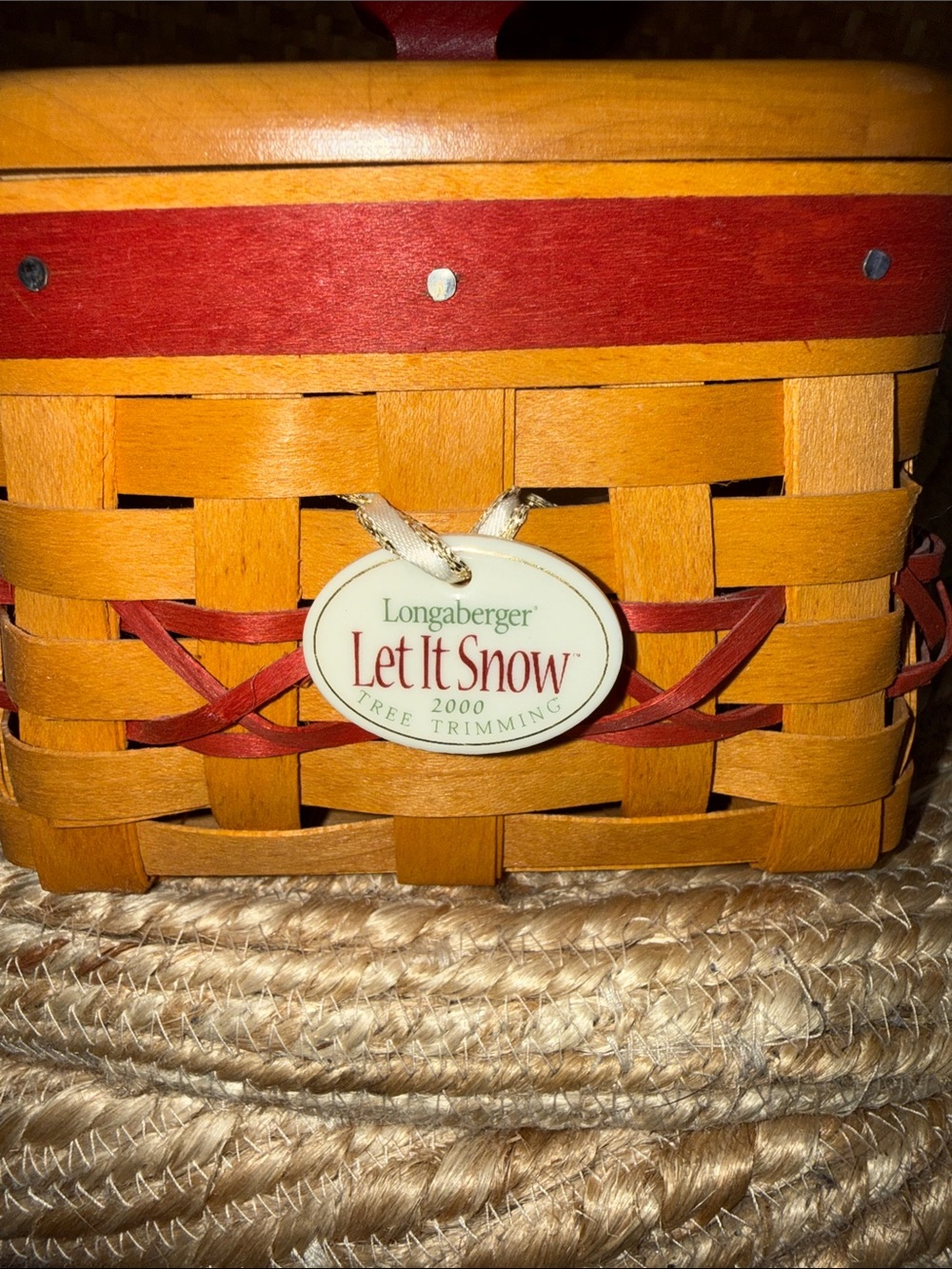 Longaberger 2000 Let It Snow Tree Trimming Basket w Lid Tie-On - Picture 10 of 13